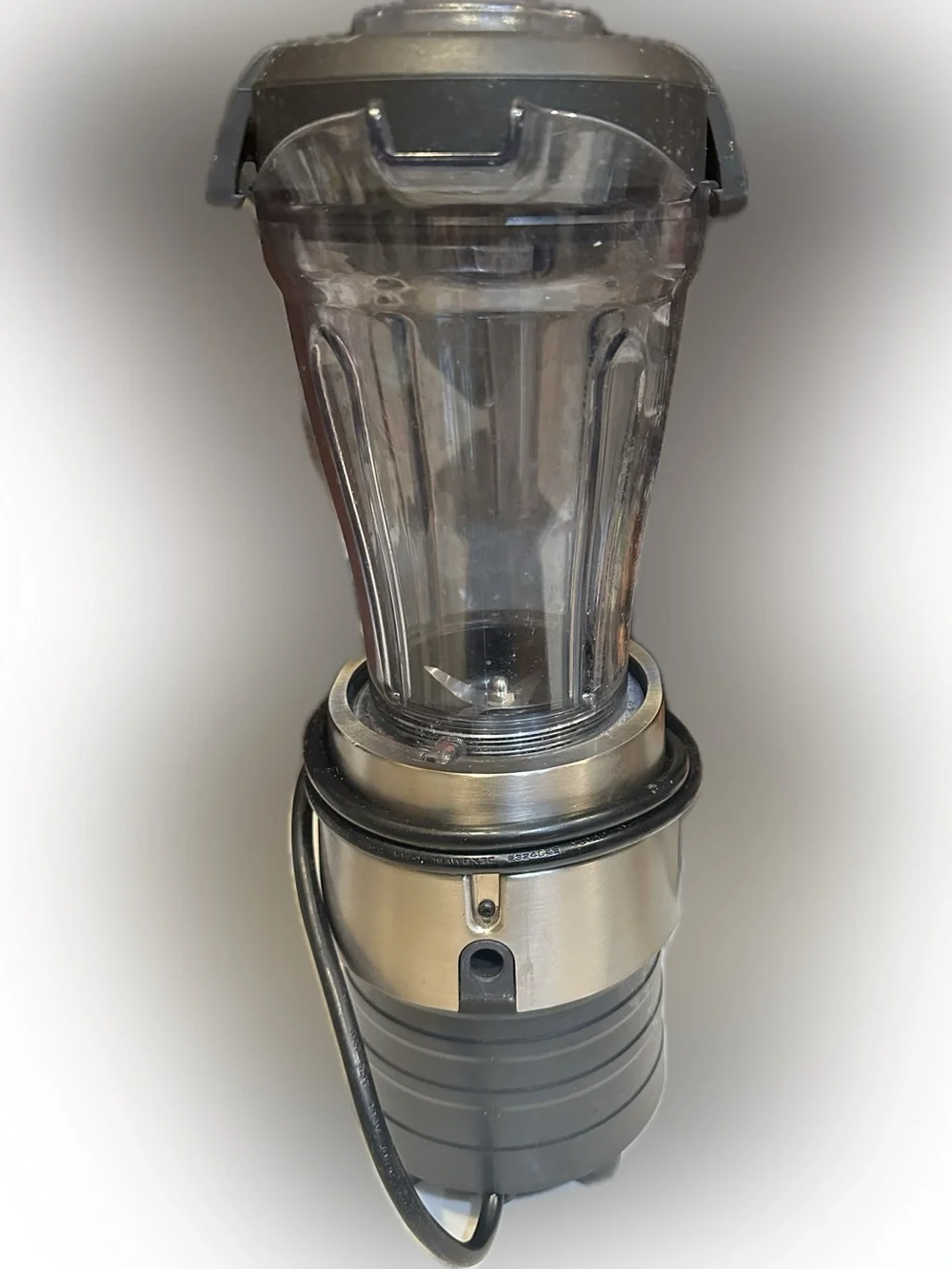 VITAMIX S55 SERIES S DISCONTINUED BLENDER BRUSHED STAINLESS W/ TO GO CUP  SILVER